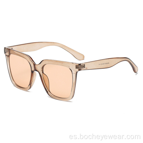 Gafas de sol cuadradas de montura grande simple europea y americana Gafas de sol con foto de moda para hombres y mujeres Gafas de sol red red vacaciones